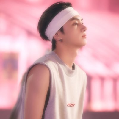 malujkz's profile picture. daydreams of the romance, daydreams of 𝒀𝑶𝑼.