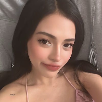 lesyella's profile picture. 🐇𓂅⋆. 𝒮𝒶𝓁𝒶𝓂𝒶𝓃𝒸𝒶 𝓃𝒾 𝓂𝒶𝓃𝒶𝓁𝑜 — #MikBrent ` · ‌‌ ౨ৎ