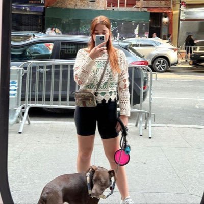 brooks_tessy's profile picture. friends 🥰🥰