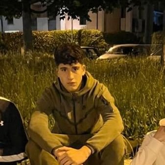 Waliy29's profile picture. follow back 💯