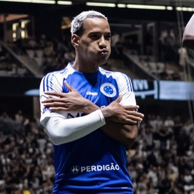 thayfmedeiros's profile picture. Neste perfil falamos do colossal Cruzeiro Esporte Clube e conversamos fiado sempre que possível