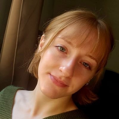 _Rina__Lee's profile picture. Confidence coach. Helping you go from lost to confident. Recovering awkward person helping others do the same.