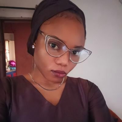 mantlewealth's profile picture. what makes me look like a fool to others makes me better than them. Always @ManUtd fan.