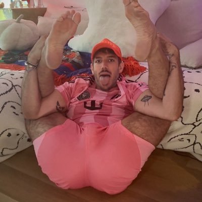 cvddleslvt's profile picture. 