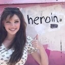 narcoticdoll's profile picture. 2 confused | priv: @dollpoisoning