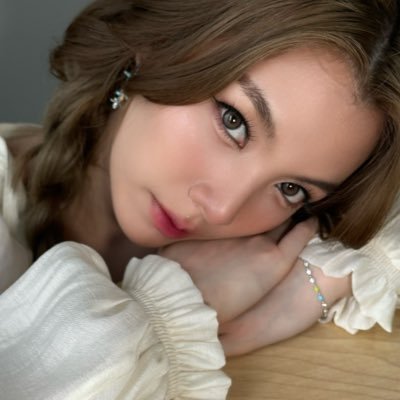 losaranghae's profile picture. ♡