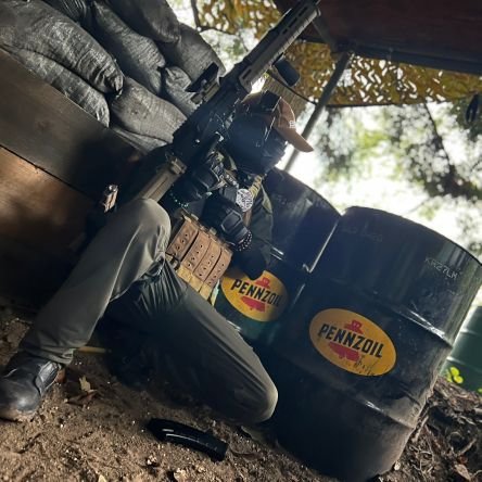 hiro_sbg's profile picture. 趣味でサバゲーをやってます！
島根県サバゲーマー。                        ホロサバ会  幹部    車（civic FK7 RED）、サバゲー、ゲーム、Super GT、NIKKE