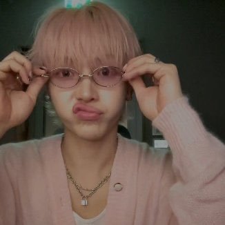 bun_bun_biscuit's profile picture. thinking about 🍓₍^. .^₎⟆