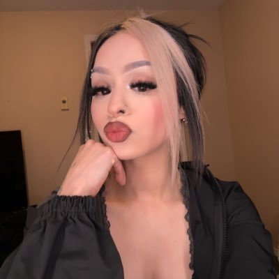 _annissamercado's profile picture. ♌︎