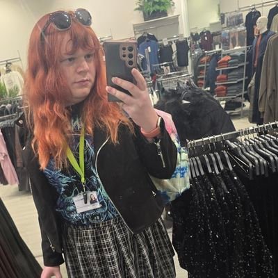 MissSm1l3r's profile picture. Gamer - Lover of theme parks - Lvl 29 - She/Her - UK - Graduate Games Designer - Coaster Count: 185