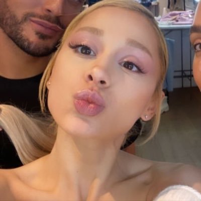 jooyeonvampiro's profile picture. antro de eterno descanso das desgraças e das chatisses #FREEPALESTINE 🇵🇸