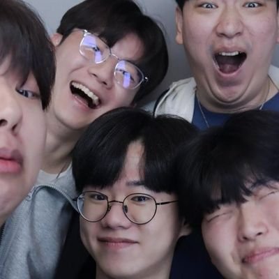 chickilljoy's profile picture. 