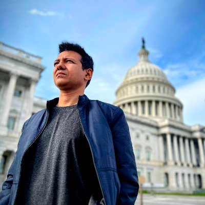qHameem's profile picture. Founder @software_on_web