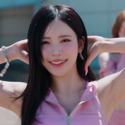 gracygaby's profile picture. ‘𝐵𝑙𝑜𝑜𝑚𝑖𝑛𝑔 𝐵𝑜𝑢𝑞𝑢𝑒𝑡...’   ❀ 장미 향이 나요 아름다운 소녀들 . */ marcher comme un papillon  𝘊͟𝘩͟𝘢͟𝘮͟𝘱͟𝘴͟-𝘌́͟𝘭͟𝘺͟𝘴͟𝘦́͟𝘦͟𝘴.