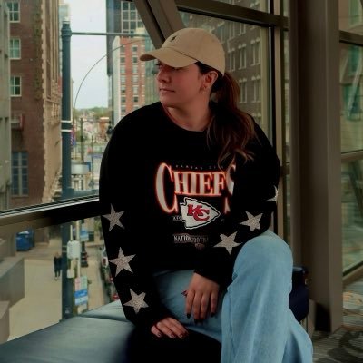 perfectlyfine88's profile picture. Formally @perfectlyfine89 I’m stuck here until I get my main back (if I ever even get it back) 😭