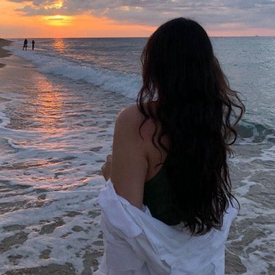 LopezMarLoquita's profile picture. Suspendida, nueva cuenta, he vuelto, loca por el mar, el amor y la paz, no DM