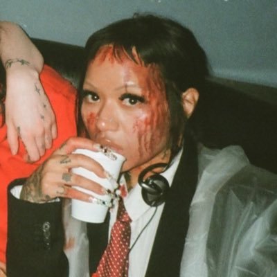 __cyntax's profile picture. flung out of space