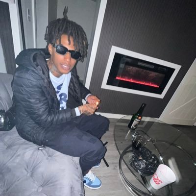 9inchSlang's profile picture. 