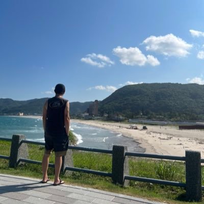 keng1096's profile picture. 找尋最適合我的狀態