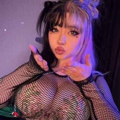 goddessnaki3d's profile picture. Your favorite scam goddess, lose and $urrender to me 💋 ㅤ
@goddessnaki 3D