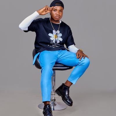 GGeneGeneral257's profile picture. Artiste passionné 🎶 | Je transforme mes émotions en sons | #SANTA # 🔥