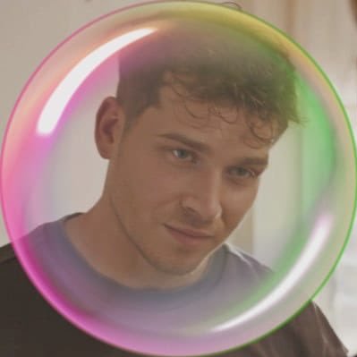 queerbumbles's profile picture. 25 | charlie spring in solitaire and n+c for @AudiobooksByCas | header art from @themadmansbox