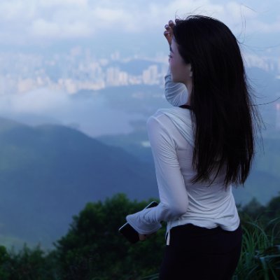 Moonveil_A's profile picture. This guy is so lazy😂
Just wants to keep you here😆