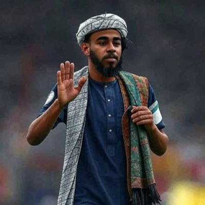 yamallahinho10's profile picture. Il più cristallino tra i talenti dell’ISIS.            @ayatollahinho se proprio vuoi farti del male