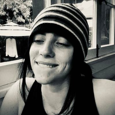 peixechines's profile picture. #loatwt #edtwt #sh
⚢•🧡