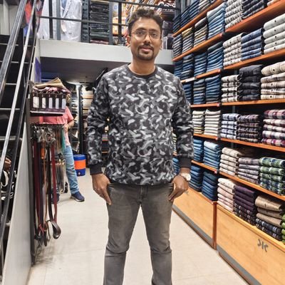 1887001e16794cd's profile picture. social thinker, interested in current affairs n stock markets