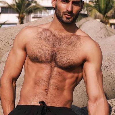 lovelyboysxyz's profile picture. 