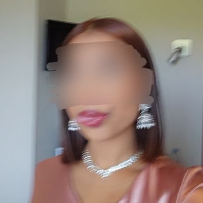 Julia_OOO_'s profile picture. 