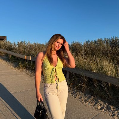 kathryntuck3r's profile picture. Designer。
I like traveling, wine tasting, coffee, and swimmin

Come to x to learn knowledge, read news, and find people with similar views to communicate
