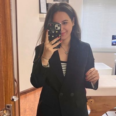 hastsabz's profile picture. هستی چه بُوَد؟ قصه ی پر رنج و ملالی…