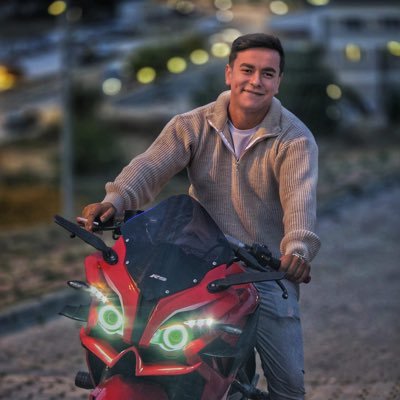 AknKahramaa's profile picture. 