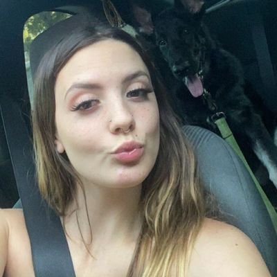 BumBum3441155's profile picture. emma🥶😋