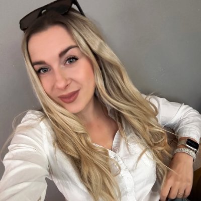 AnnaArya80's profile picture. I enjoy traveling, yoga, Pilates, fitness, reading, and golf.