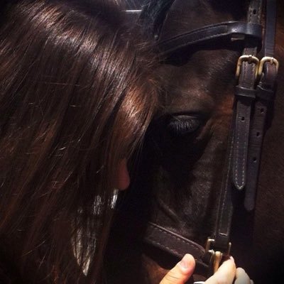 6uii1i's profile picture. 