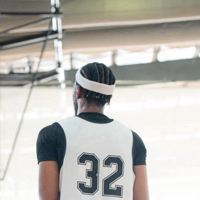 fortunehoops's profile picture. @indypiratesmbb  7’0 C. NJCAA All-academic team