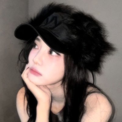 mihosvlog's profile picture. 🇵🇸