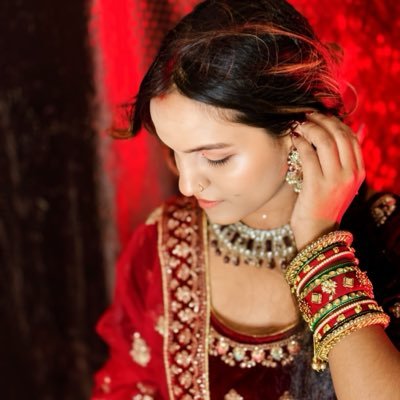 RajNandaniTiwa4's profile picture. ✨ Making content that clicks 🎥 Vibes | 📸 Aesthetics | 🎙️ Real talk 📍Gurgaon 💌 Dm for collaboration🤗🤗🤗🤗🤗🤗🤗🤗