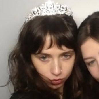 lesbmargot's profile picture.