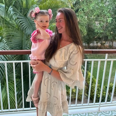 UGCwithkayle's profile picture. I’m Kayleigh, I create high converting UGC for brands that want to build real connections email hello@contentwithkayleigh.com