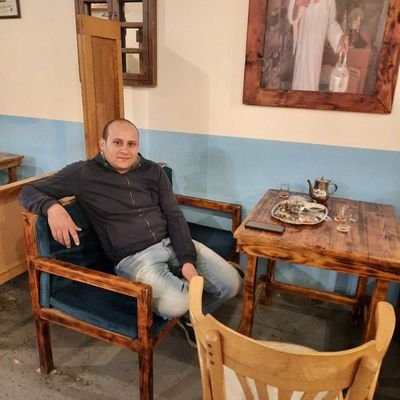 tharwat209's profile picture. ♥️وَإنَّ مِن مُذهِبَاتِ الأحزَان
كَثرةُ الصَّلاةِ علَى النَّبيِّ ﷺ !.