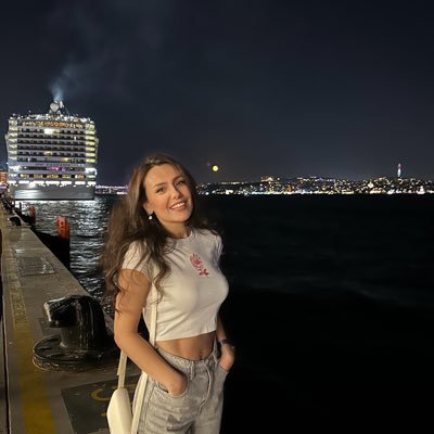 HandeArslan7's profile picture. @Besiktas Kongre Üyesi 🦅