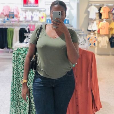 lindiweyuston07's profile picture. No Need For Bio ✨️