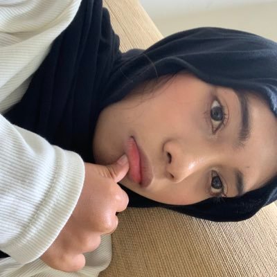 frrrydni's profile picture. waallaikumsallam, for fun.