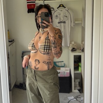 amygriffinn's profile picture. 27