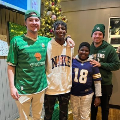 nickjroe's profile picture. 