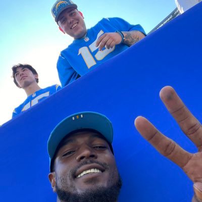 zwyatt_'s profile picture. 25 | Jersey | biased @chargers & @texaslonghorns fan
